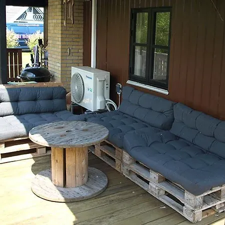 펜션 Cozy Only About 200 Metres From The Water *