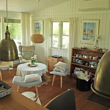 Cozy Only About 200 Metres From The Water * Spodsbjerg